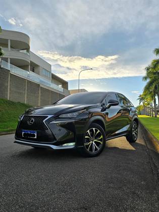 LEXUS NX 200T 2.0 F-SPORT 4X4 16V TURBO GASOLINA 4P AUTOMÁTICO LEXUS NX 200T 2.0 F-SPORT 4X4 16V TURBO GASOLINA 4P AUTOMÁTICO